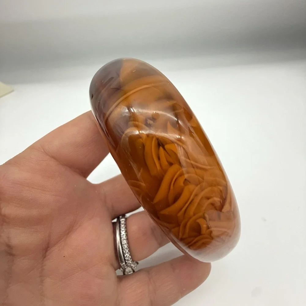 Vintage Butterscotch Orange Stripe Lucite Bangle Bracelet Swirl Injected?